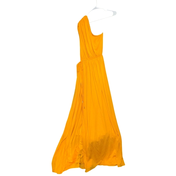 Halston Heritage Dresses & Skirts - Halston Jackie  Jersey Gown Womens Size 6 Apricot Color